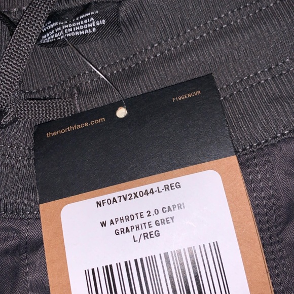 NWT The North Face Aphrodite 2.0 Capri, Gray, L - Picture 8 of 13
